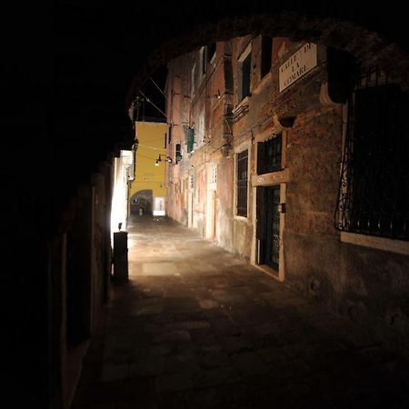 Calle De La Comare Venice Exterior photo